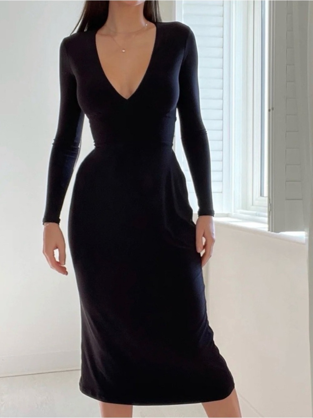 AYM Taylor Tea Midi Dress Tie Back Long Sleeve V Neck Black Corset Medium